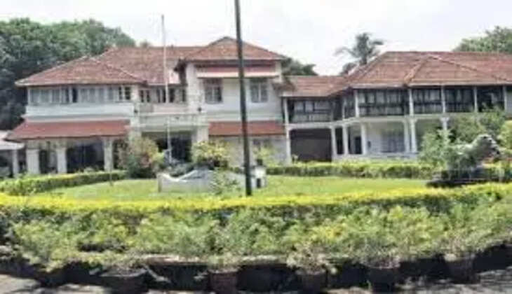 kerala-government-allowed-4-5-lakhs-money-for-swimming-pool-at-cliff-house
