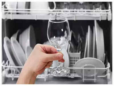  Clean Cloudy Drinking Glasses 