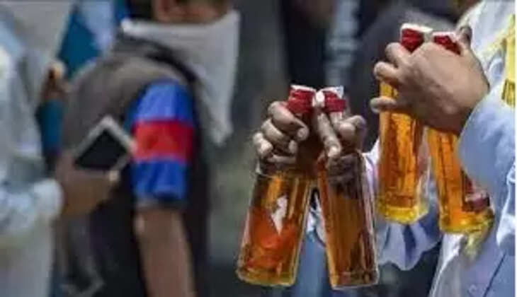 illegal liquor sale at border