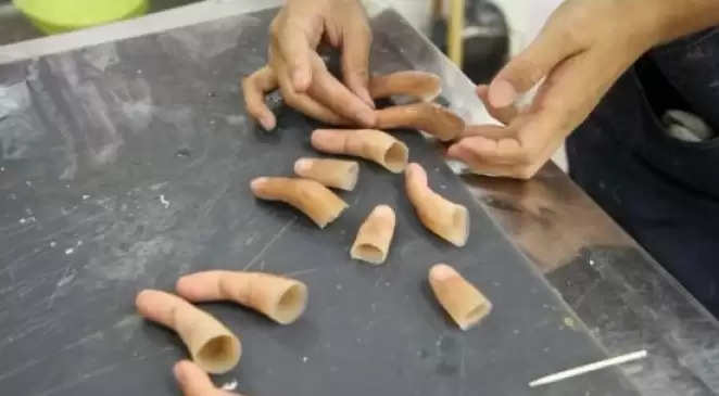 fake-fingers